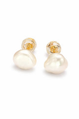 By The Sand Earrings - Pearl