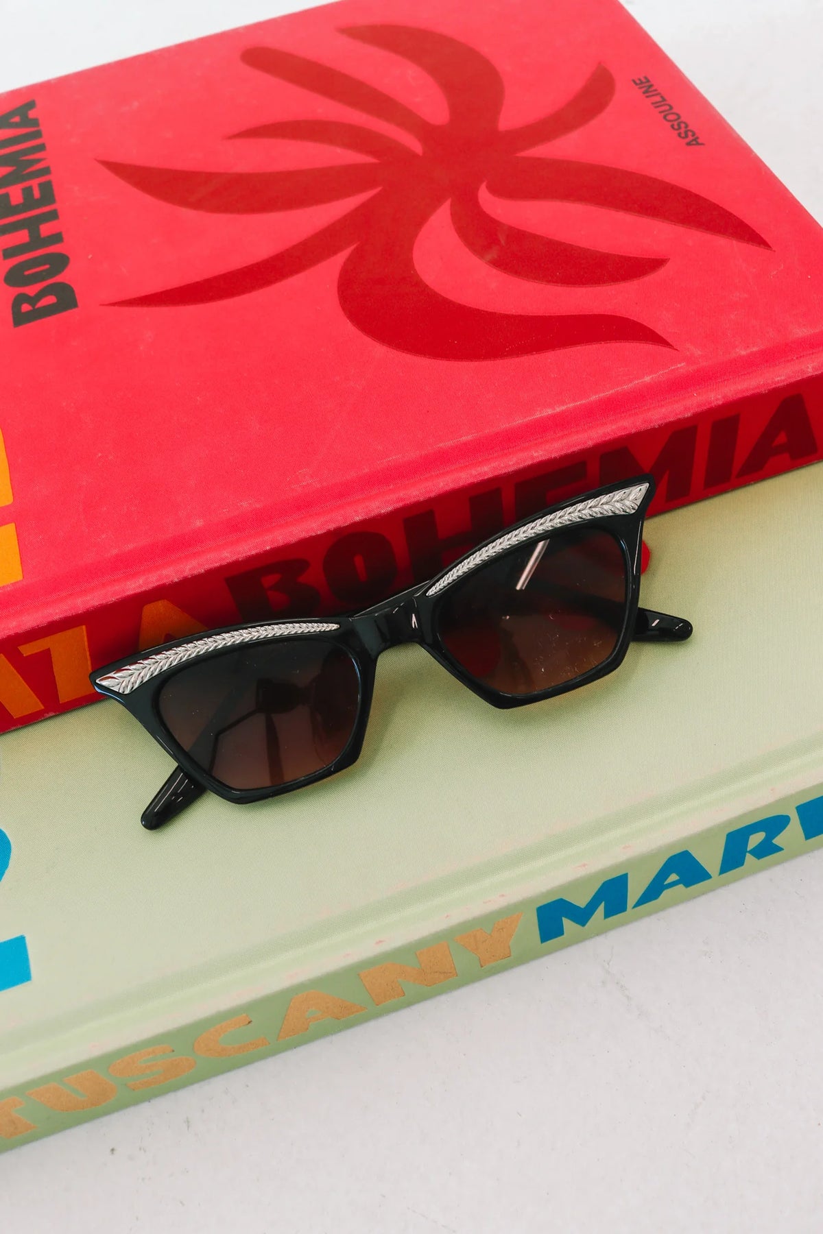 Look My Way Sunnies - Black