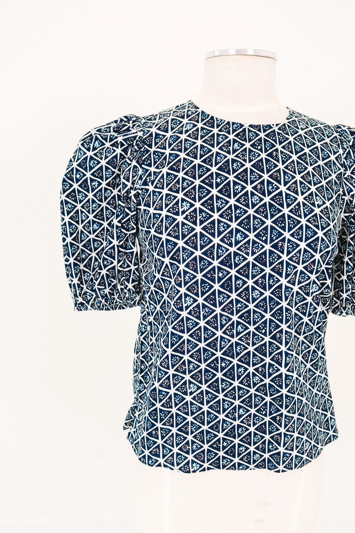 Through The Glass Top - Navy