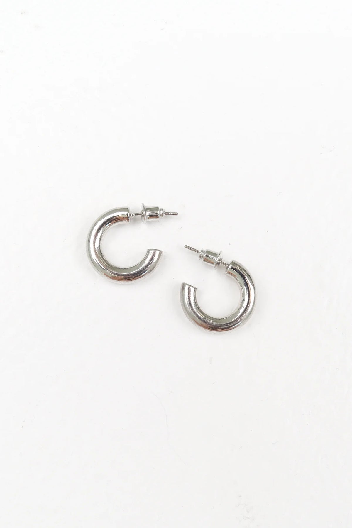 A Little Hug Earrings - Silver